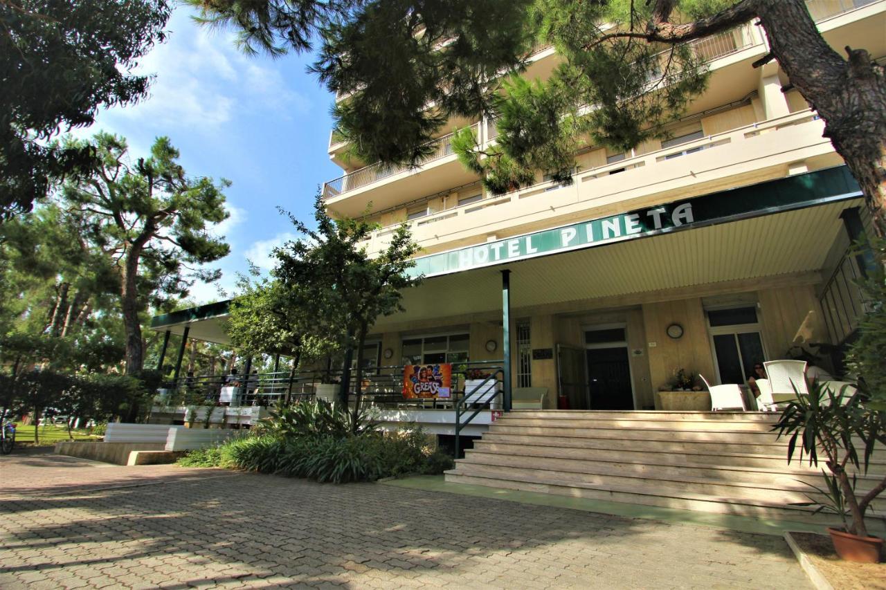 Hotel Pineta Σαν Μπενεντέτο ντελ Τρόντο Εξωτερικό φωτογραφία