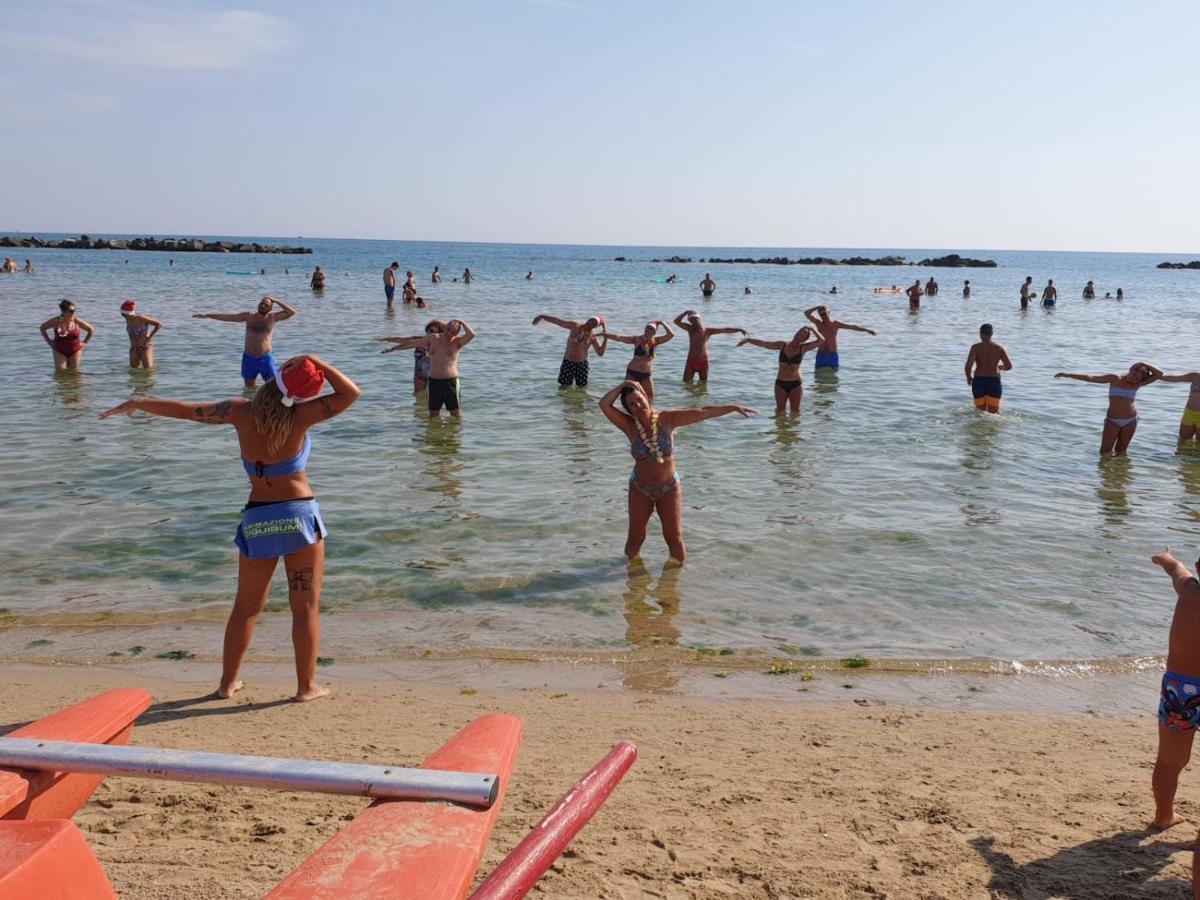 Hotel Pineta Σαν Μπενεντέτο ντελ Τρόντο Εξωτερικό φωτογραφία